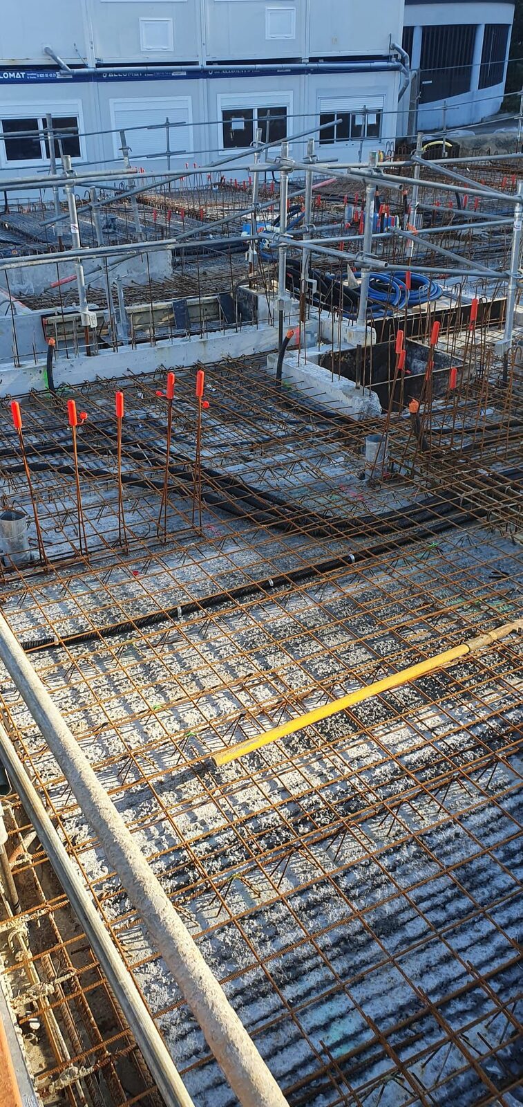 Ferraillage et coffrage d'une dalle béton armé